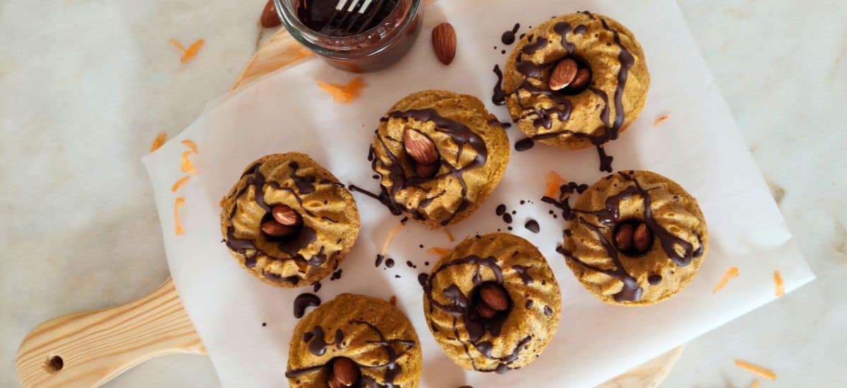 Mini Bolinhos de Cenoura Saudáveis (Sem Açúcar Refinado e Fofinhos)