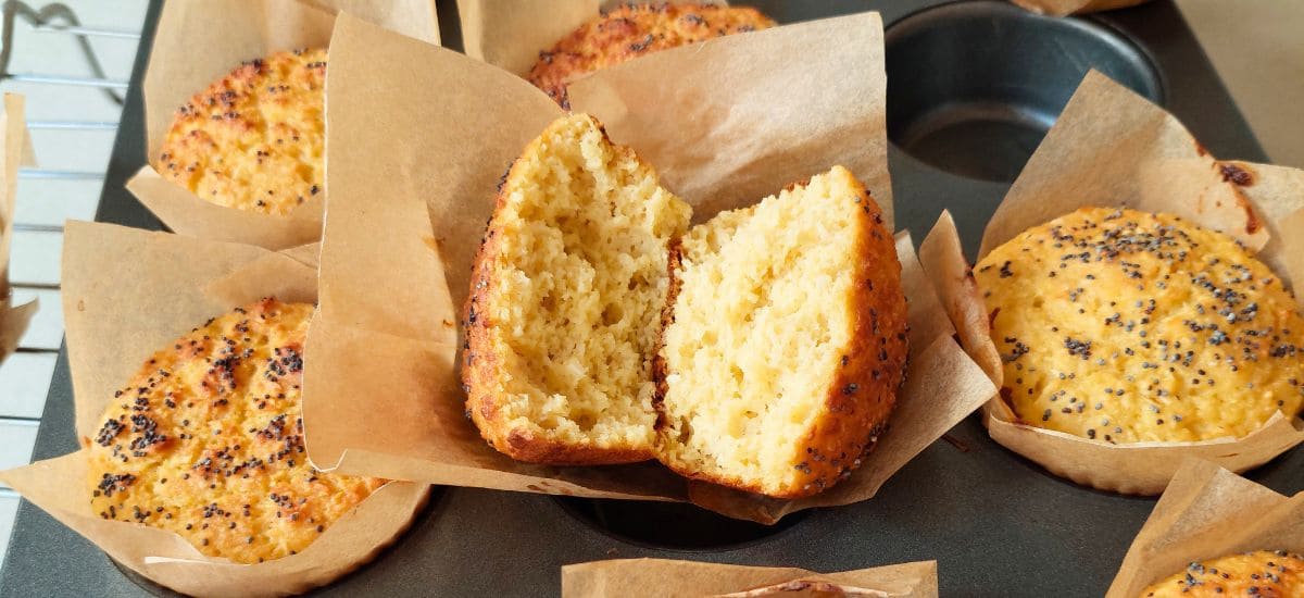 Muffins de Coco e Aveia Saudáveis (Fáceis e Fofos)
