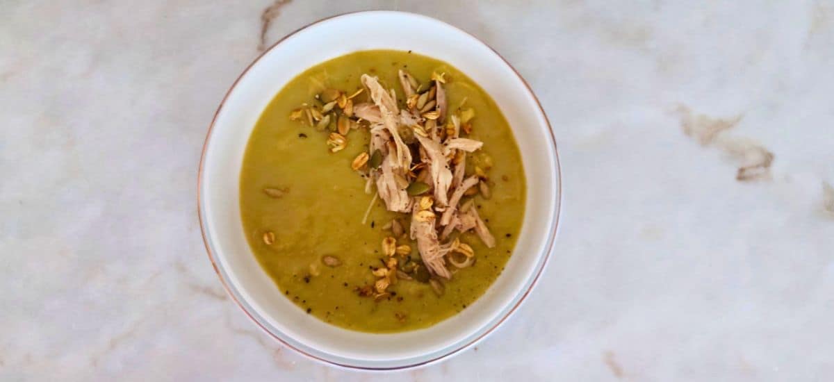 Sopa Cremosa de Brócolos com Frango – Receita Fácil e Saudável