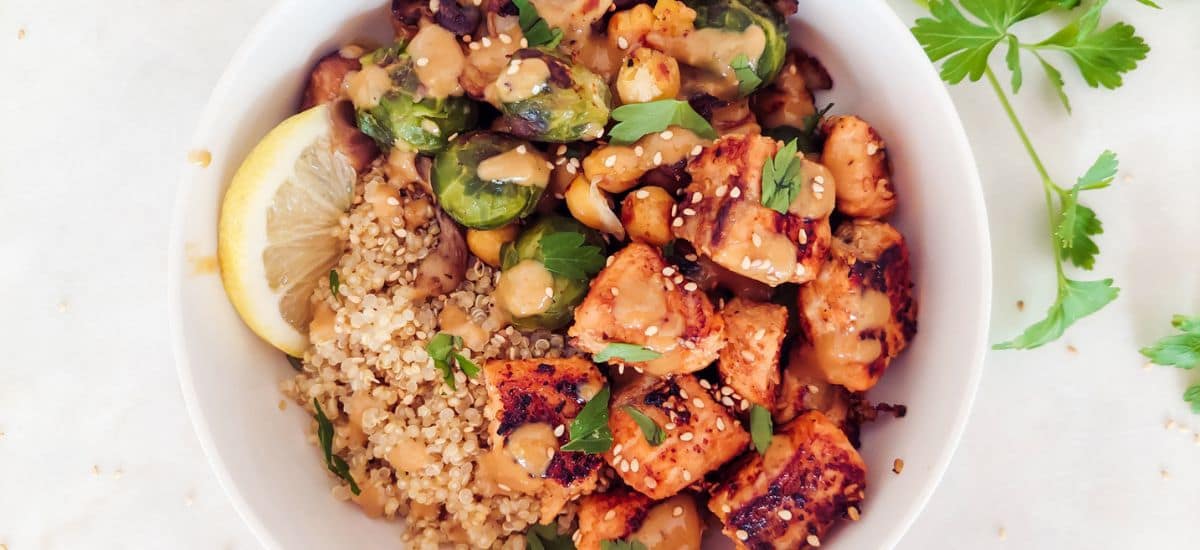 Bowl de Salmão e Quinoa: Receita Saudável em 20 Minutos
