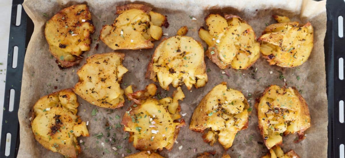 Batata esmagada no forno