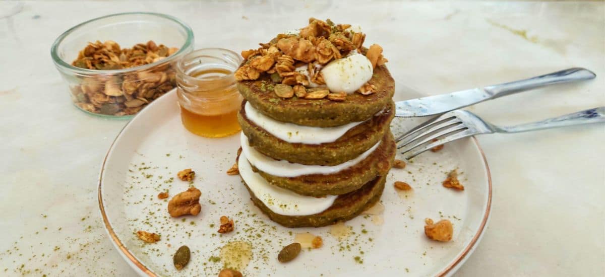 Panquecas de Aveia e Matcha | Sem açúcar