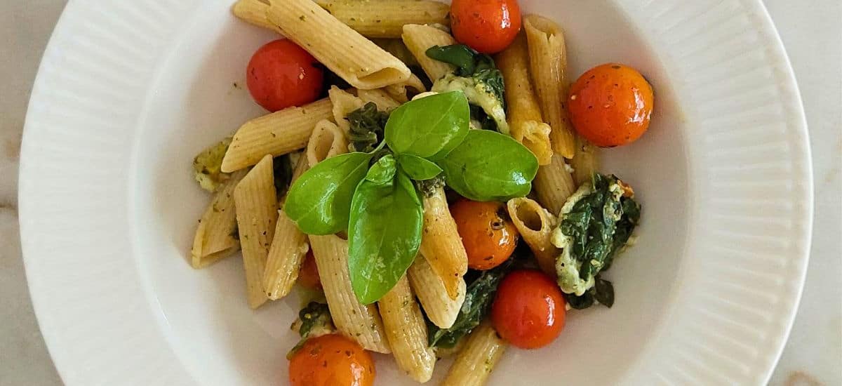 Massa com Burrata e Pesto: receita fácil pronta em 30 minutos