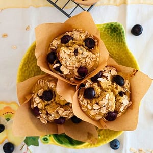 Receita de Muffins saudáveis de Mirtilos e banana ideais para pequeno-almoço