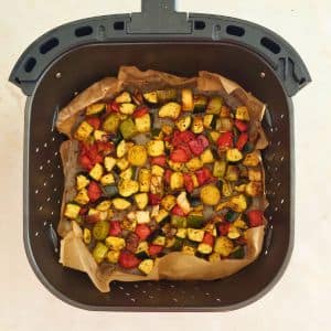 assar os legumes na airfryer por 22 minutos