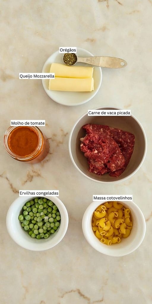 ingredientes dispostos para receita de almoço ou jantar
