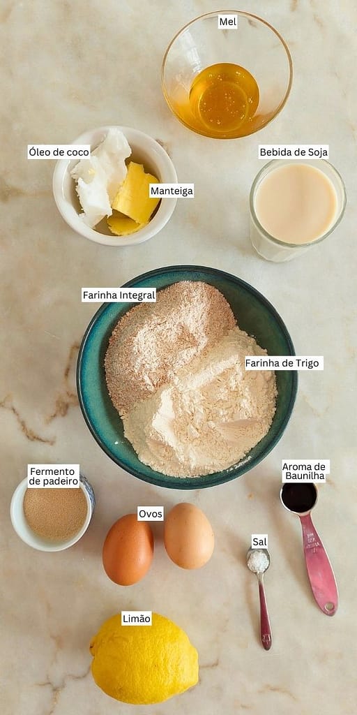 ingredientes para receita de pequeno-almoço e brunch saudável distribuidos em taças
