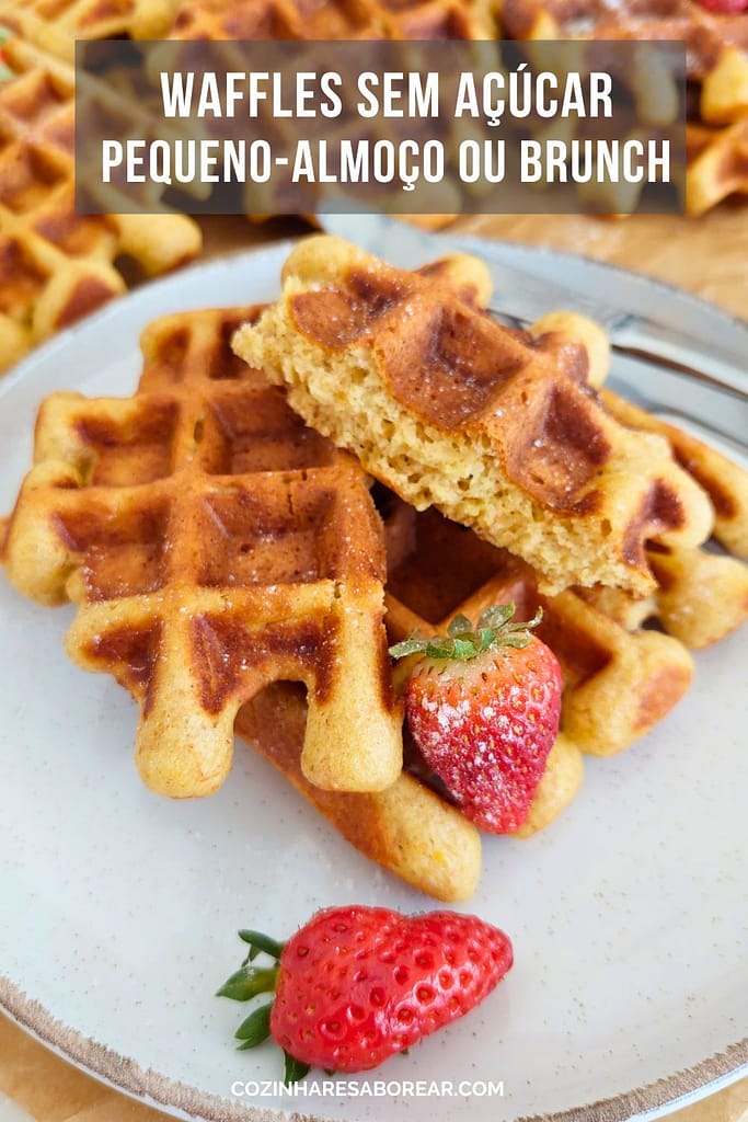 Receita simples e rápida deWaffles Sem Açúcar para pequeno-almoço ou brunch servidas no prato