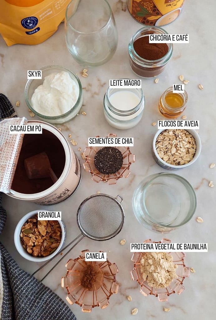 Ingredientes para papas adormecidas para pequeno-almoço lanche
