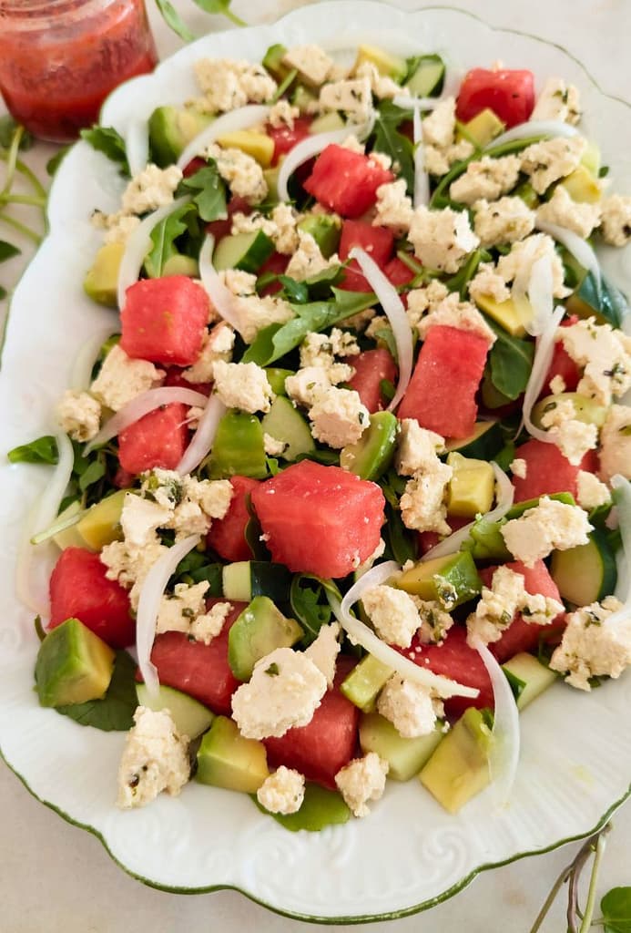 Receita Fácil para o Verão Salada de Melancia com Tofu Marinado