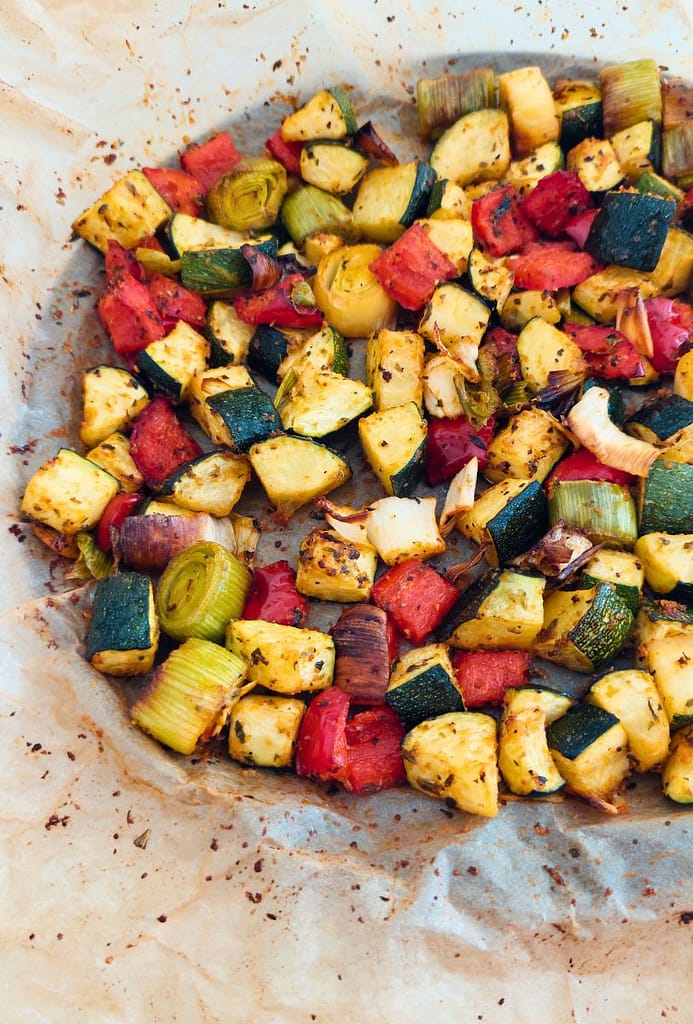 Receita saudável e fácil de legumes na Airfryer Courgette, Pimento e Alho Francês