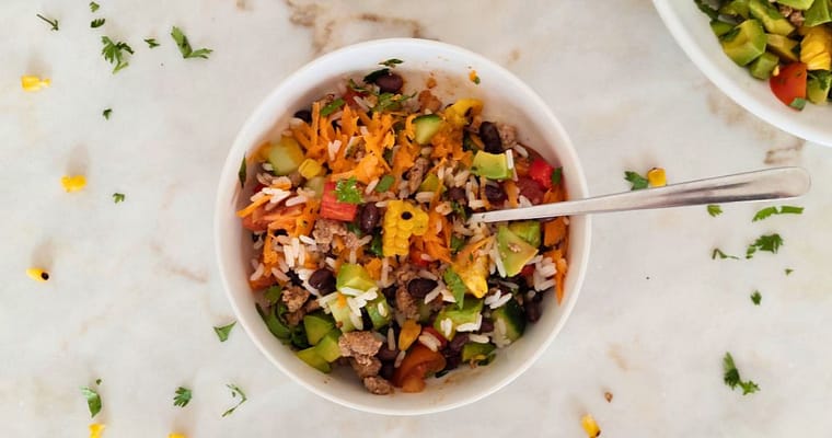 Salada de Carne Picada e Feijão-Preto: Receita Fácil e Saudável